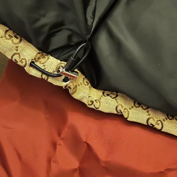 Gucci Beige Monogram Quilted Puffer Jacket - Picture 6 of 14